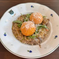 Krokety ze sýru Raclette s kroupovým rizotem Krokety ze sýru Raclette s kroupovým rizotem